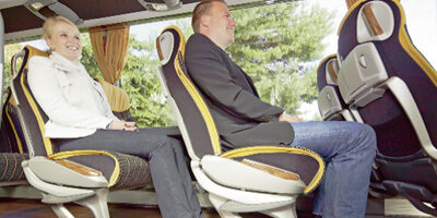5-sterne-bus_03-jpg_detail 5-Sterne-Reisebus, Beinfreiheit