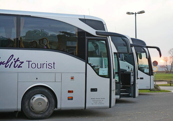 Busflotte 3 Wt Die Busflotte von Wörlitz Tourist mit 5-Sterne-Bus.