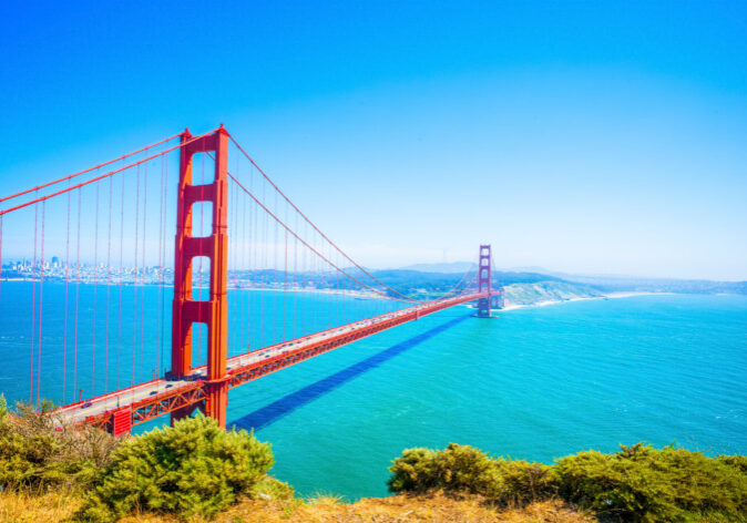 Fernreisen nach Amerika, in die USA. Blick auf die Golden Gate Bride in San Francisco.