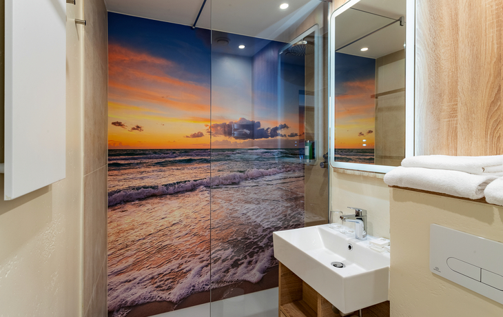 Ciiff Hotel Sellin, Bad