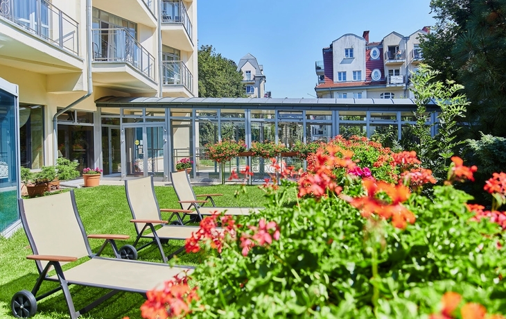 Hotel Avangard, Hotelgarten