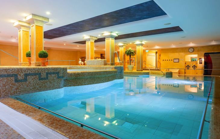Hotel Schweizer Hof, Thermal-Innenbecken