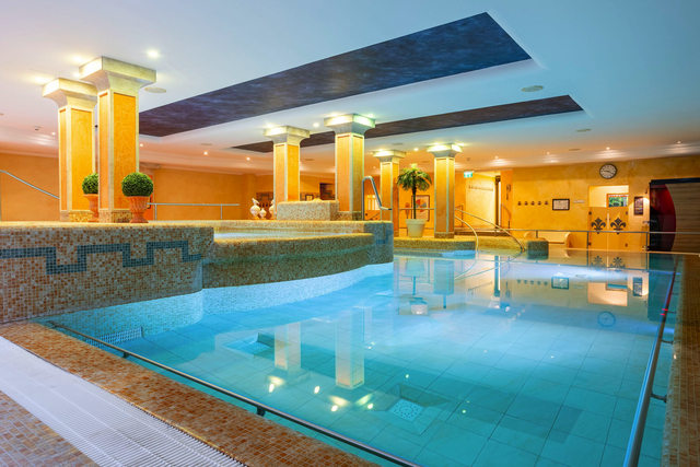 Hotel Schweizer Hof, Thermal-Innenbecken