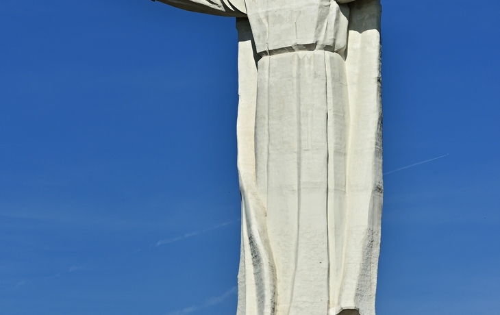 Schwiebus, Christus-Statue 