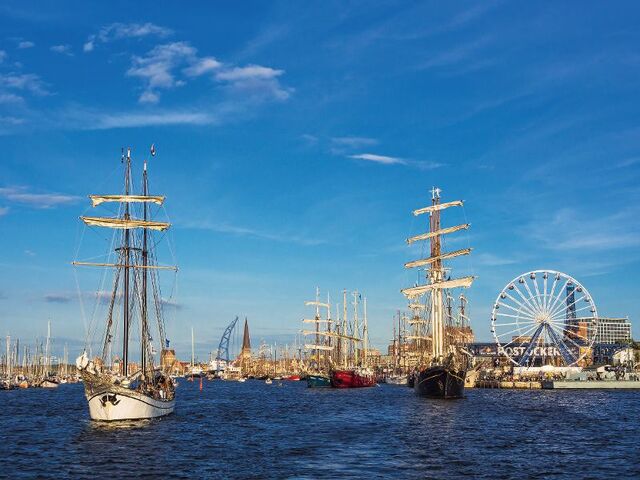 Segelschiffe auf der Hanse Sail 2012 in Rostock.