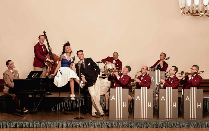 Andrej Hermlin & his Swing Dance Orchestra